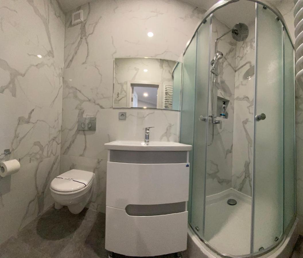Apart Reserve Central Ivano-Frankivsk Luaran gambar
