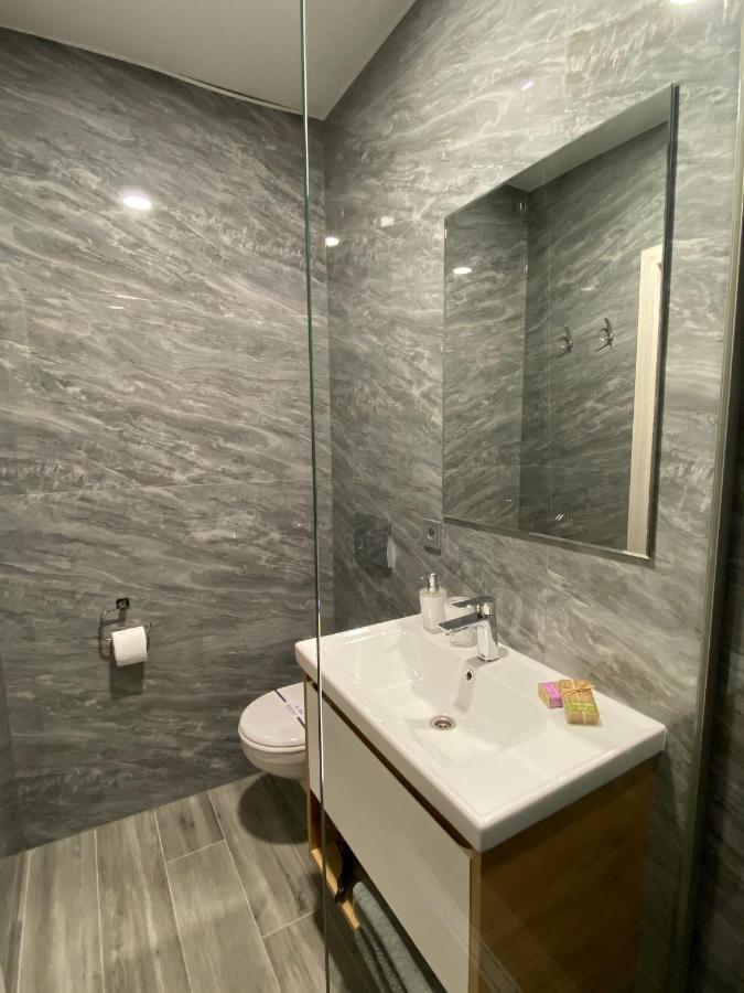 Apart Reserve Central Ivano-Frankivsk Luaran gambar